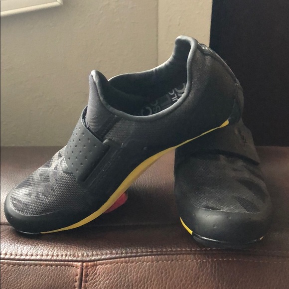 soulcycle black legend cycling shoe